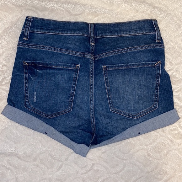 Express High Rise Shortie - Picture 4 of 7